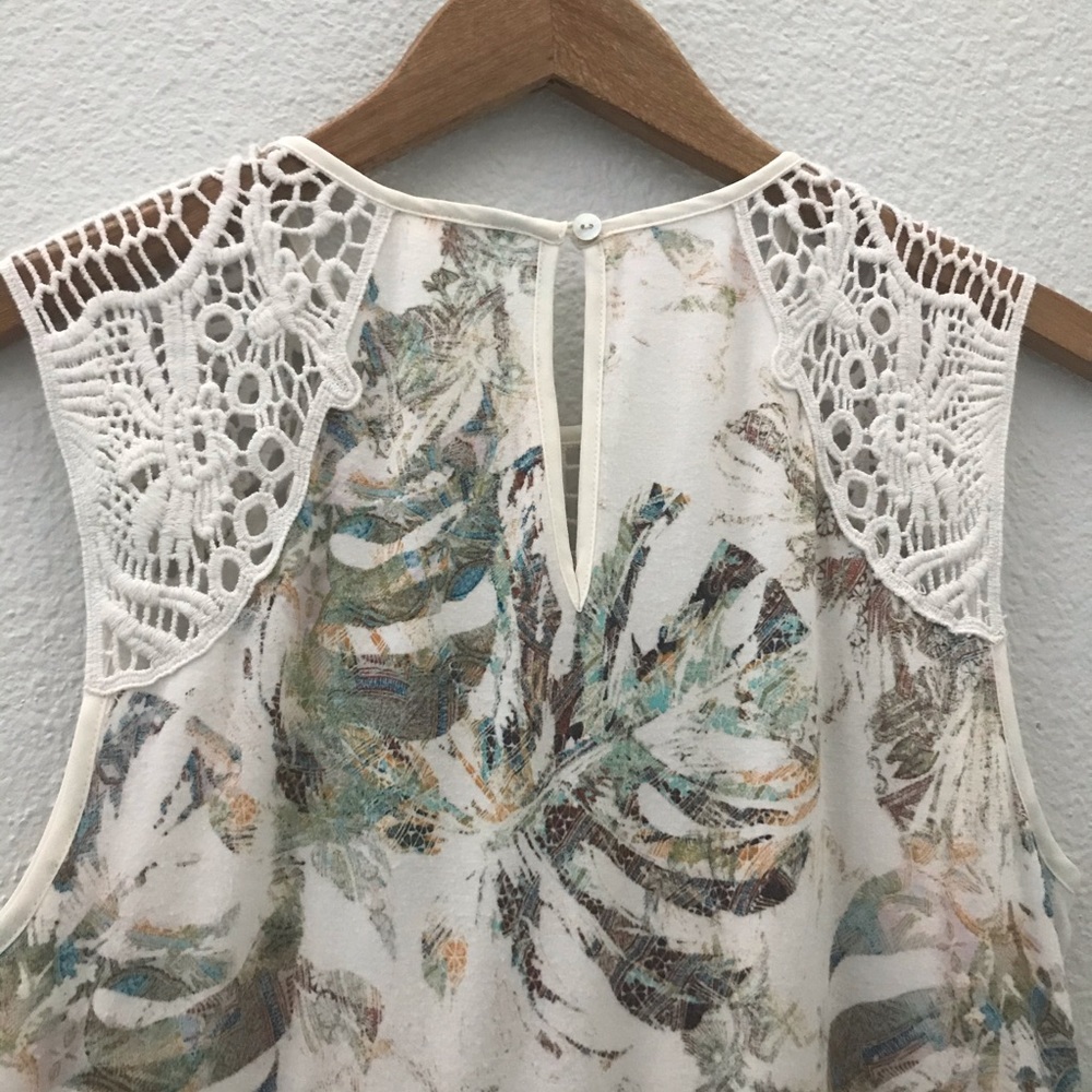 Meadow Rue crochet shoulder printed tank top small - Picture 4 of 7